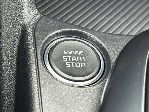 Certified 2025 Kia K4 FWD image 28