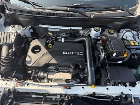 Certified 2022 Chevrolet Equinox LS w/ LS Convenience Package image 20