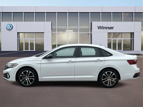 Used 2023 Volkswagen Jetta Sport FWD image 2
