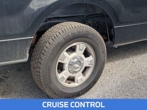 Used 2011 Ford F150 XLT w/ XLT Convenience Pkg image 6