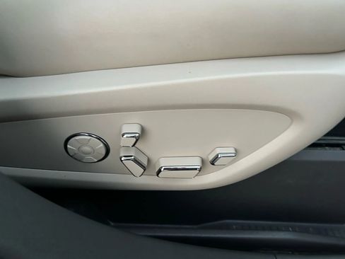 Used 2019 Lincoln Nautilus Reserve w/ Ultimate Package image 31