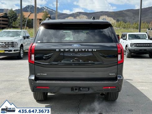 Used 2025 Ford Expedition Max Active AWD/4WD image 4