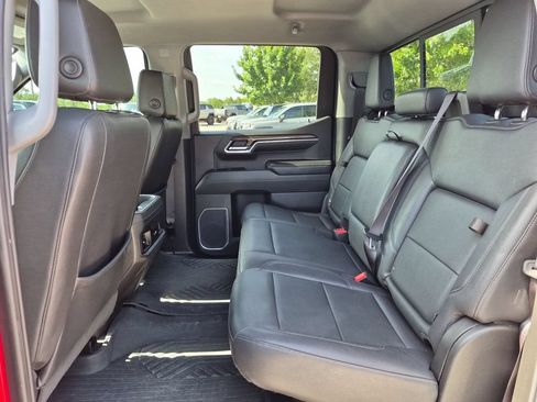 Used 2024 Chevrolet Silverado 1500 LT Trail Boss w/ Convenience Package II AWD/4WD image 36