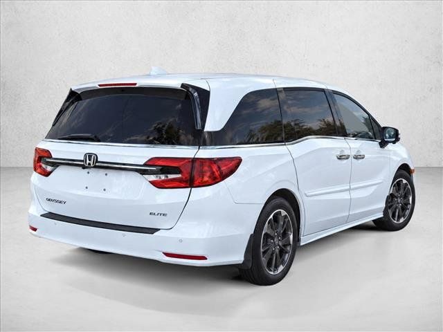 Used 2022 Honda Odyssey Elite image 7
