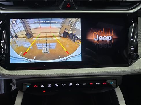 New 2026 Jeep Cherokee Laredo AWD/4WD image 24