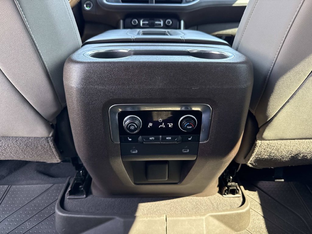Used 2021 Chevrolet Tahoe LT w/ LT Signature Package AWD/4WD image 21