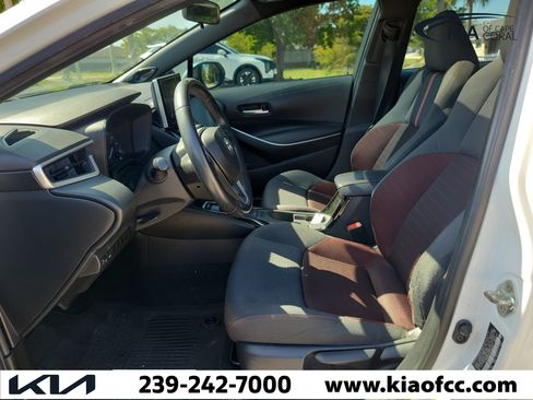 Used 2023 Toyota Corolla SE w/ SE Premium Package FWD image 21