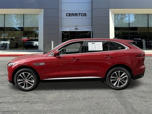 Used 2022 Jaguar F-PACE S image 9