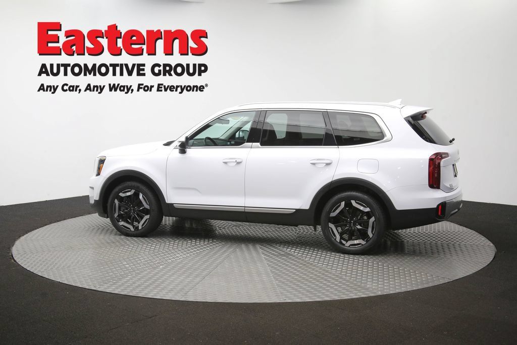 Used 2025 Kia Telluride S FWD image 64