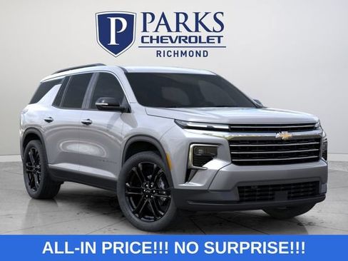 New 2027 Chevrolet Traverse LT w/ Driver Confidence Package FWD image 2