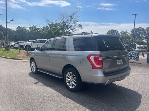 Used 2021 Ford Expedition XLT RWD image 4