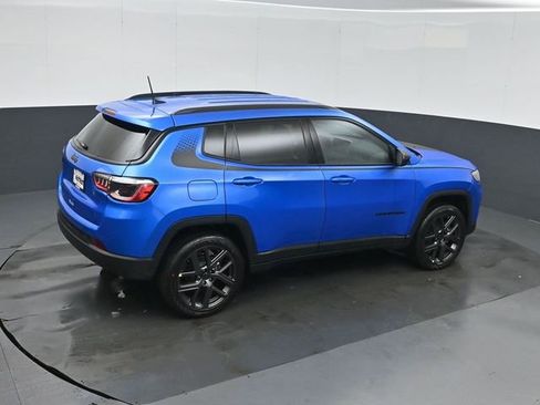 New 2026 Jeep Compass Latitude image 30