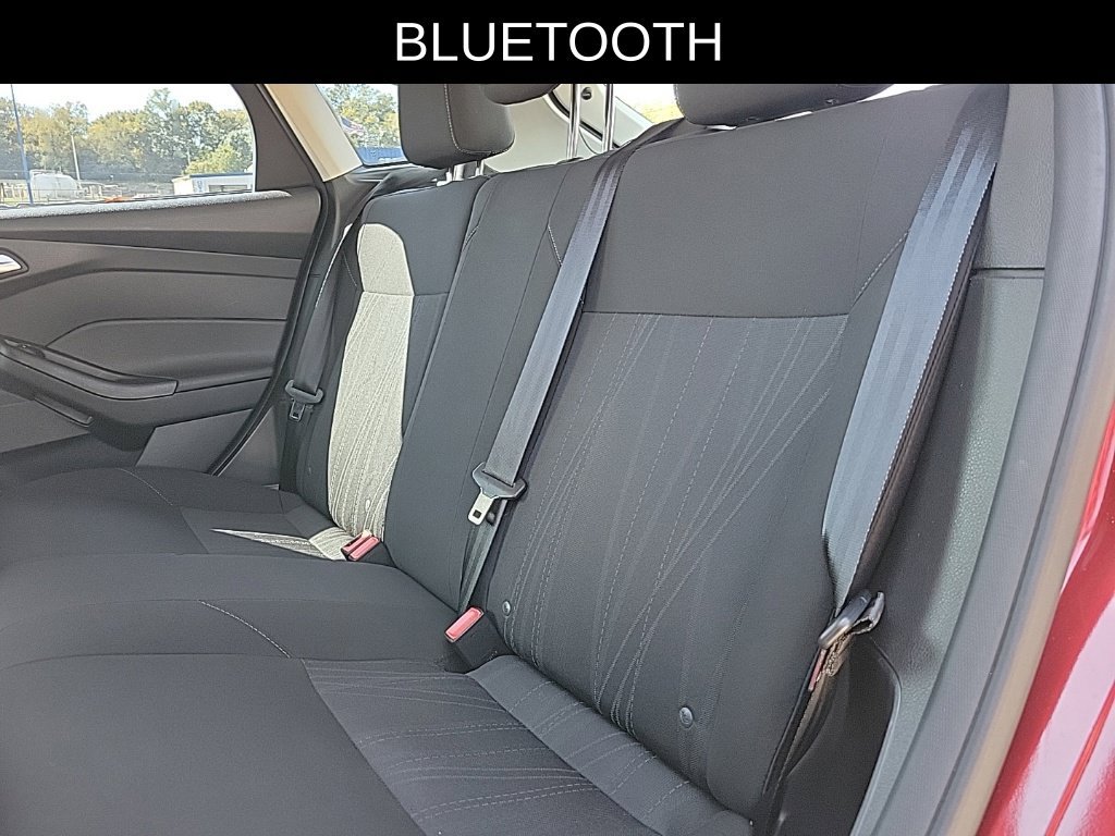 Used 2017 Ford Focus SEL w/ Interior Protection Package FWD image 10