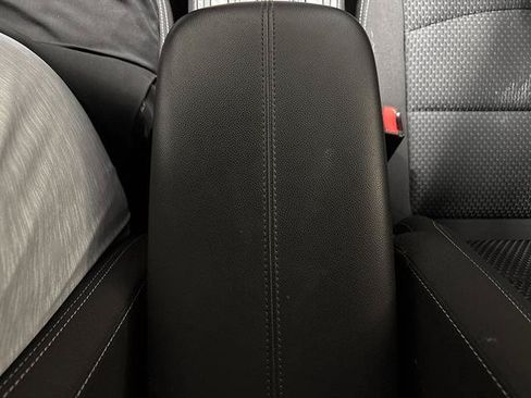 Used 2022 GMC Terrain SLE w/ Driver Convenience Package AWD/4WD image 13