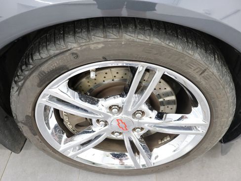 Used 2009 Chevrolet Corvette Coupe w/ Preferred Equipment Group RWD image 3