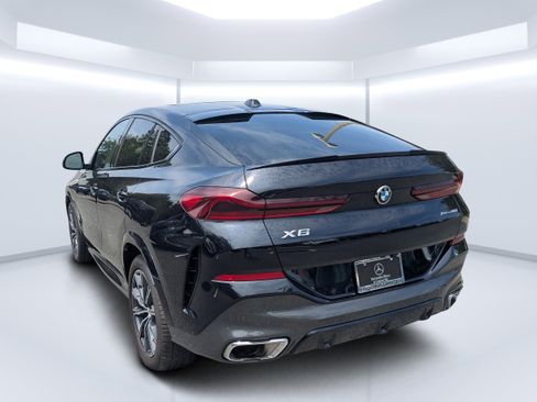 Used 2026 BMW X6 xDrive40i AWD/4WD image 36