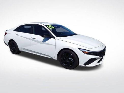 Certified 2026 Hyundai Elantra Sport FWD image 8