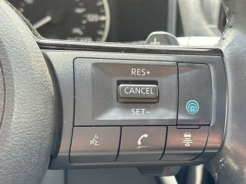 Certified 2023 Nissan Rogue SL w/ SL Premium Package image 20