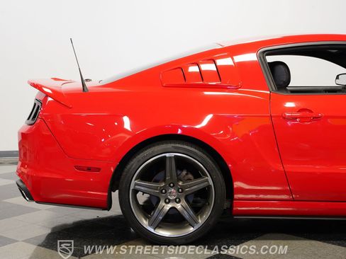 Used 2014 Ford Mustang GT Premium w/ GT Track Package RWD image 30