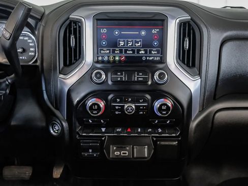 Used 2020 GMC Sierra 2500 SLE w/ SLE Value Package; image 24