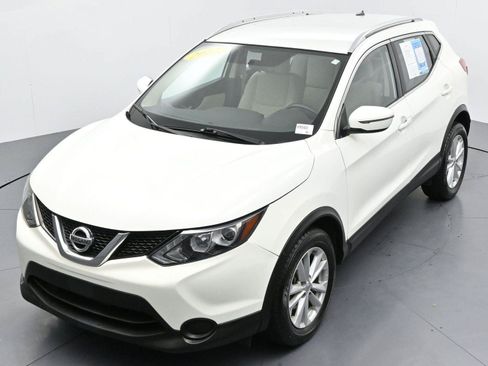 Used 2017 Nissan Rogue Sport SV FWD image 38