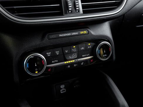 Used 2022 Ford Escape SE w/ Convenience Package image 35