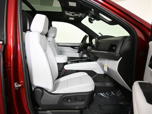 New 2026 Chevrolet Tahoe Premier AWD/4WD image 13