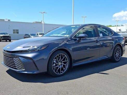 New 2026 Toyota Camry XLE FWD image 3