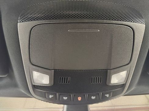 Used 2023 Ford Edge ST image 7