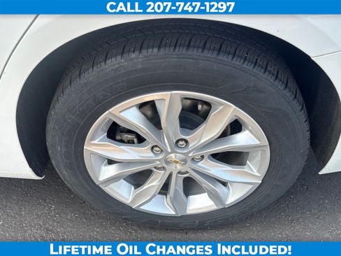Used 2024 Chevrolet Malibu LT FWD image 9