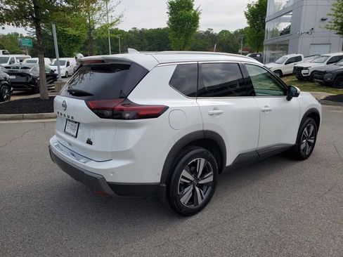 Certified 2024 Nissan Rogue SL w/ SL Premium Package image 4