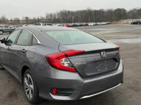 Used 2020 Honda Civic LX image 2