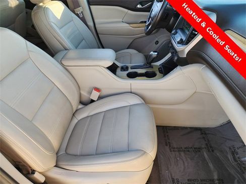 Used 2019 GMC Acadia Denali w/ Technology Package image 15