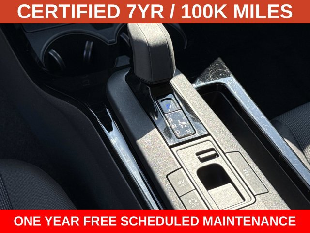 Used 2025 Toyota Prius LE FWD image 22