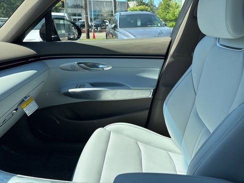 New 2026 Genesis Electrified GV70 image 30