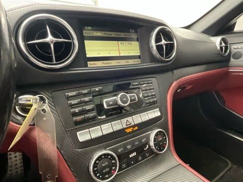 Used 2013 Mercedes-Benz SL 550 image 10