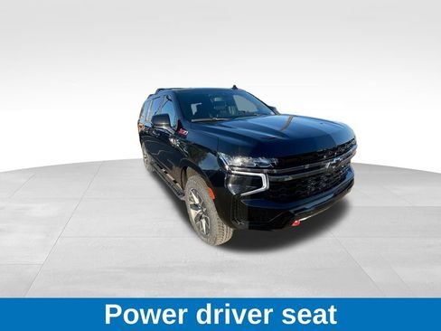 Used 2022 Chevrolet Suburban Z71 w/ Luxury Package image 10