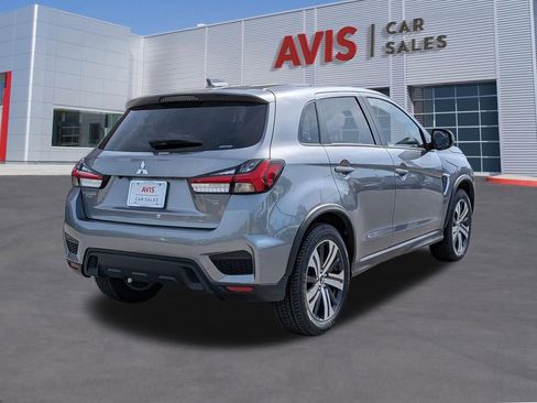 Used 2025 Mitsubishi Outlander Sport SE AWD/4WD image 6