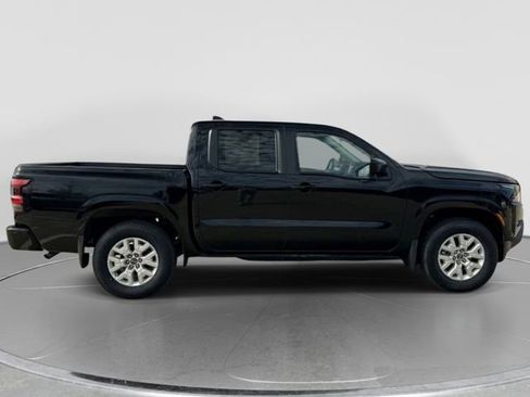 Used 2022 Nissan Frontier SV RWD image 8