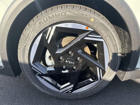 New 2025 Kia K4 EX image 8
