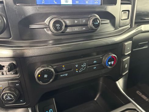 Used 2021 Ford F150 XL image 19