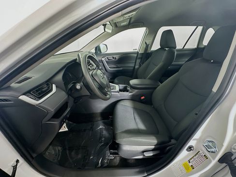 Used 2025 Toyota RAV4 LE image 13