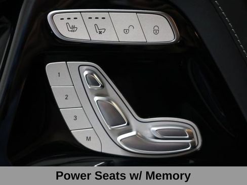 Used 2024 Mercedes-Benz G 550 image 25