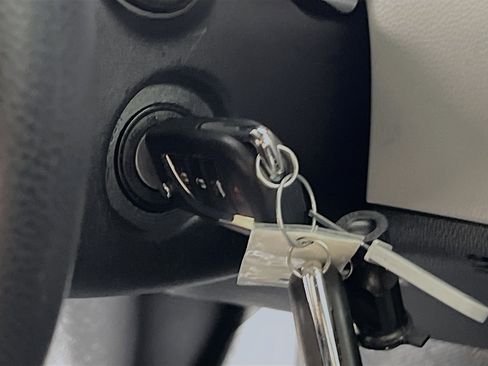 Used 2024 Toyota Corolla LE image 23