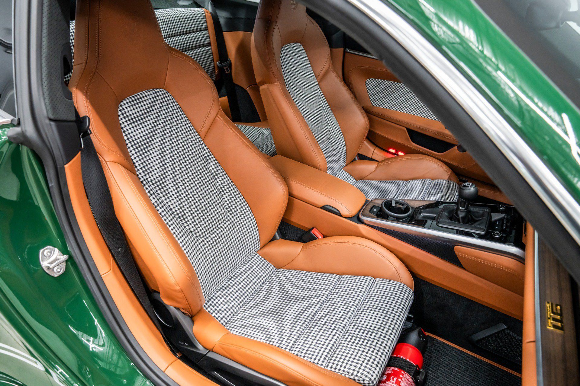 Used 2023 Porsche 911 Sport Classic RWD image 23