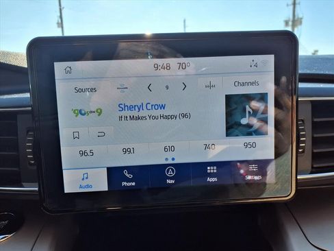 Certified 2022 Ford Explorer XLT w/ Equipment Group 202A image 12