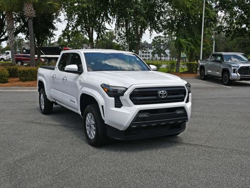 Certified 2024 Toyota Tacoma SR5 w/ SR5 Upgrade Package RWD image 6
