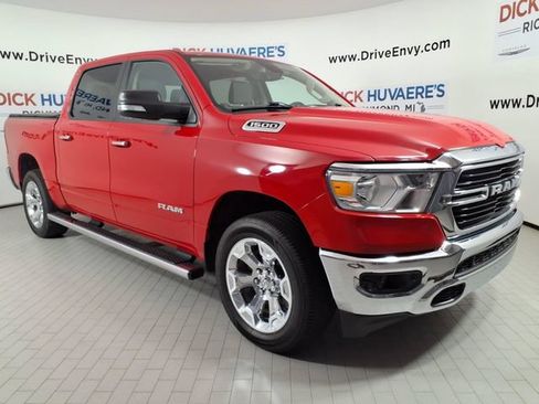 Used 2020 RAM 1500 Big Horn AWD/4WD image 3