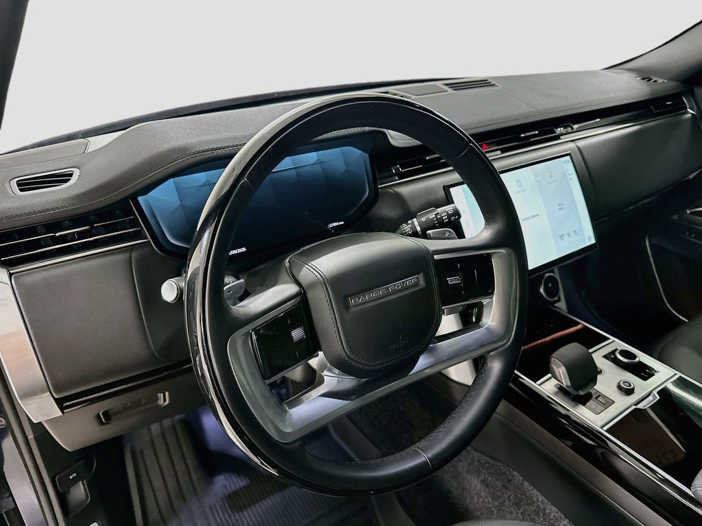 Certified 2023 Land Rover Range Rover SE AWD/4WD image 4