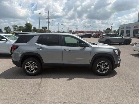 New 2027 GMC Terrain Elevation w/ LPO, Floor Liner Package AWD/4WD image 7